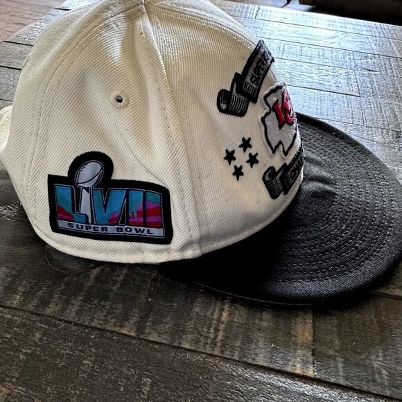 KC Kansas City Chiefs NFL Super Bowl LVII Champions Hat 9FIFTY New Era - Picture 2 of 7